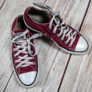 Converse sneakers, size 7